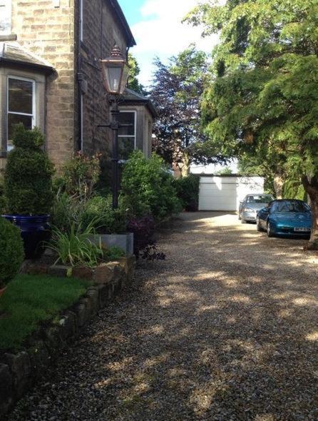 Number27Harrogate Bed & Breakfast エクステリア 写真